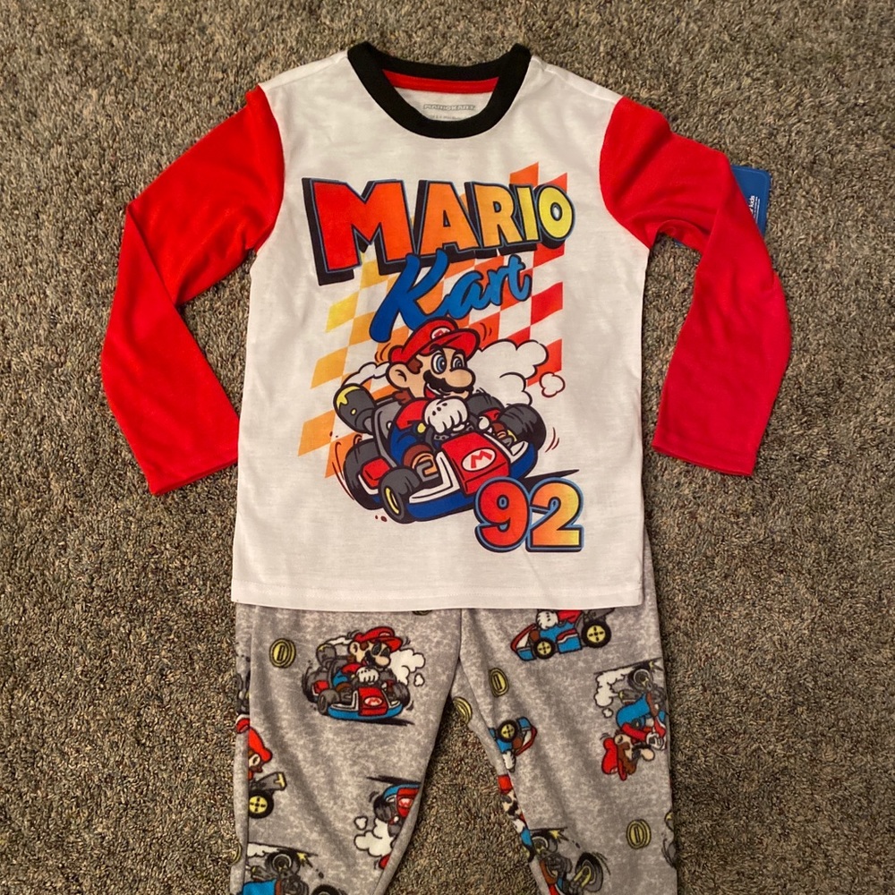 Mario Kart 2 piece Pajama Set